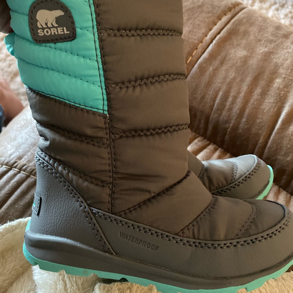 Sorel snow boots